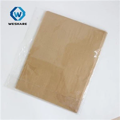 Nebeljen list papirja za peko piškotov